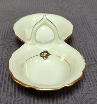 Porzellan Salzstreuer - 1930 Porzellan Salzstreuer - 1930