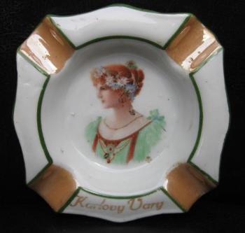 Porzellan Aschenbecher - 1930 Porzellan Aschenbecher - 1930