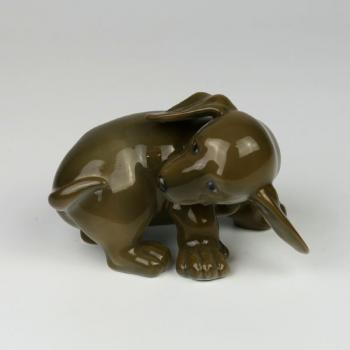 Porzellan Figur Dachshund - weies Porzellan - 1980